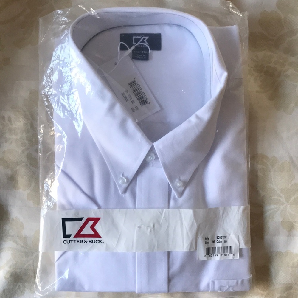 Men’s Cutter and Buck Dress Shirt